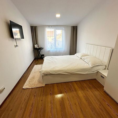 Residence Ultracentral Brasov Exterior photo